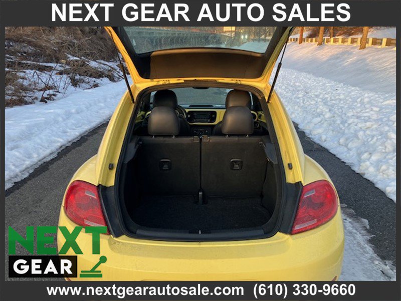 Used 2013 Volkswagen Beetle 2.5 image 5