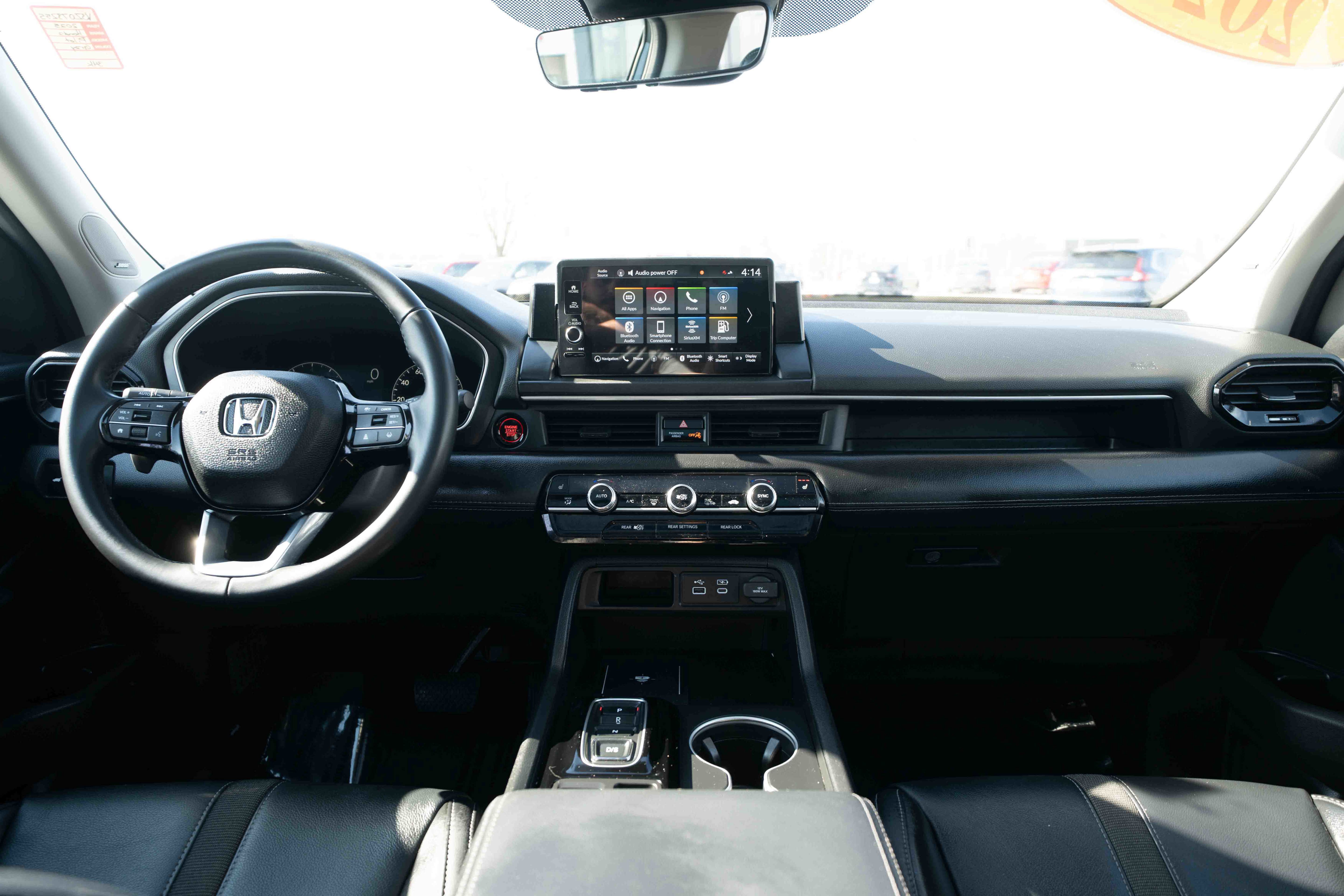 Used 2025 Honda Pilot Touring image 20