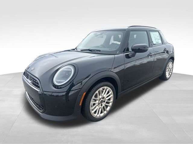 New 2026 MINI Cooper 4-Door Hardtop image 3