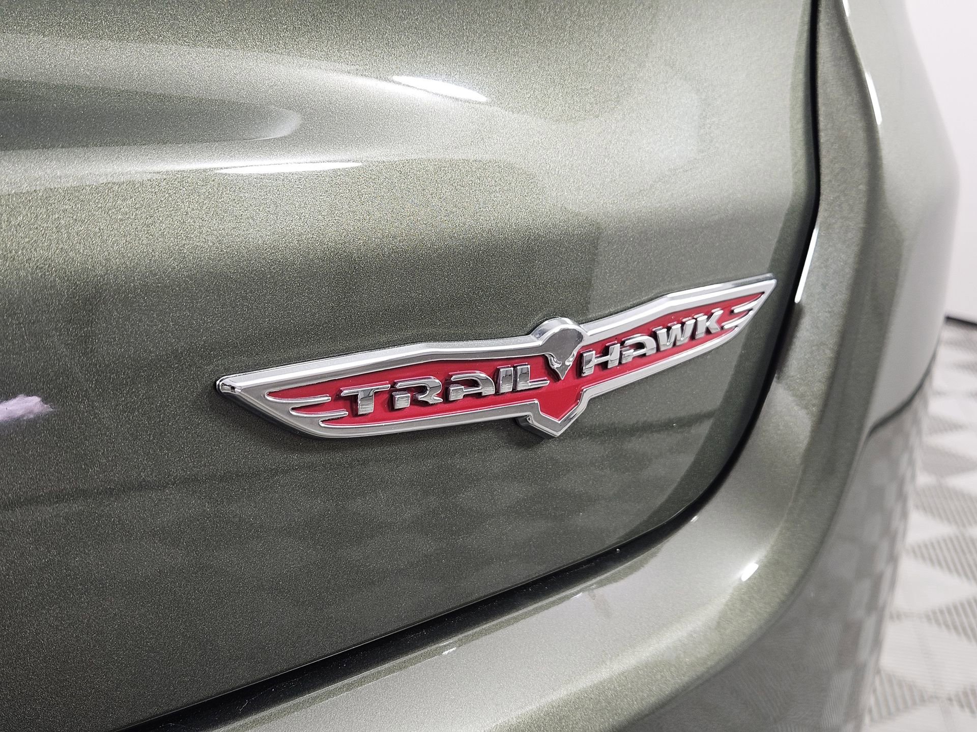 Used 2019 Jeep Compass Trailhawk w/ Cold Weather Group image 14