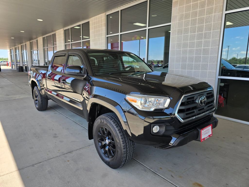 Used 2019 Toyota Tacoma SR5 AWD/4WD image 8