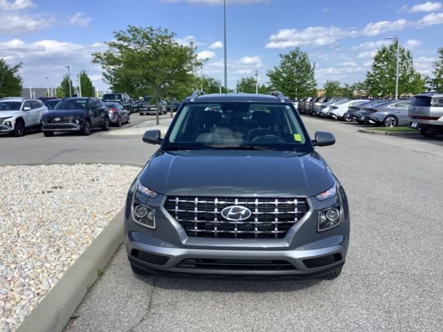 Certified 2026 Hyundai Venue SEL FWD image 40