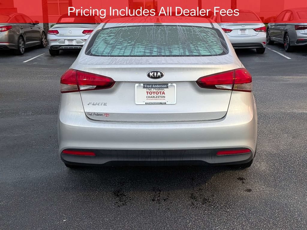 Used 2017 Kia Forte LX FWD image 5