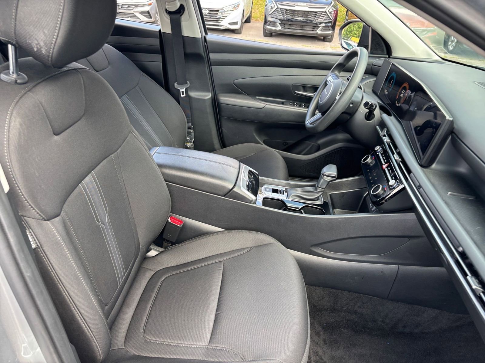 Used 2025 Hyundai Tucson SEL AWD/4WD image 38