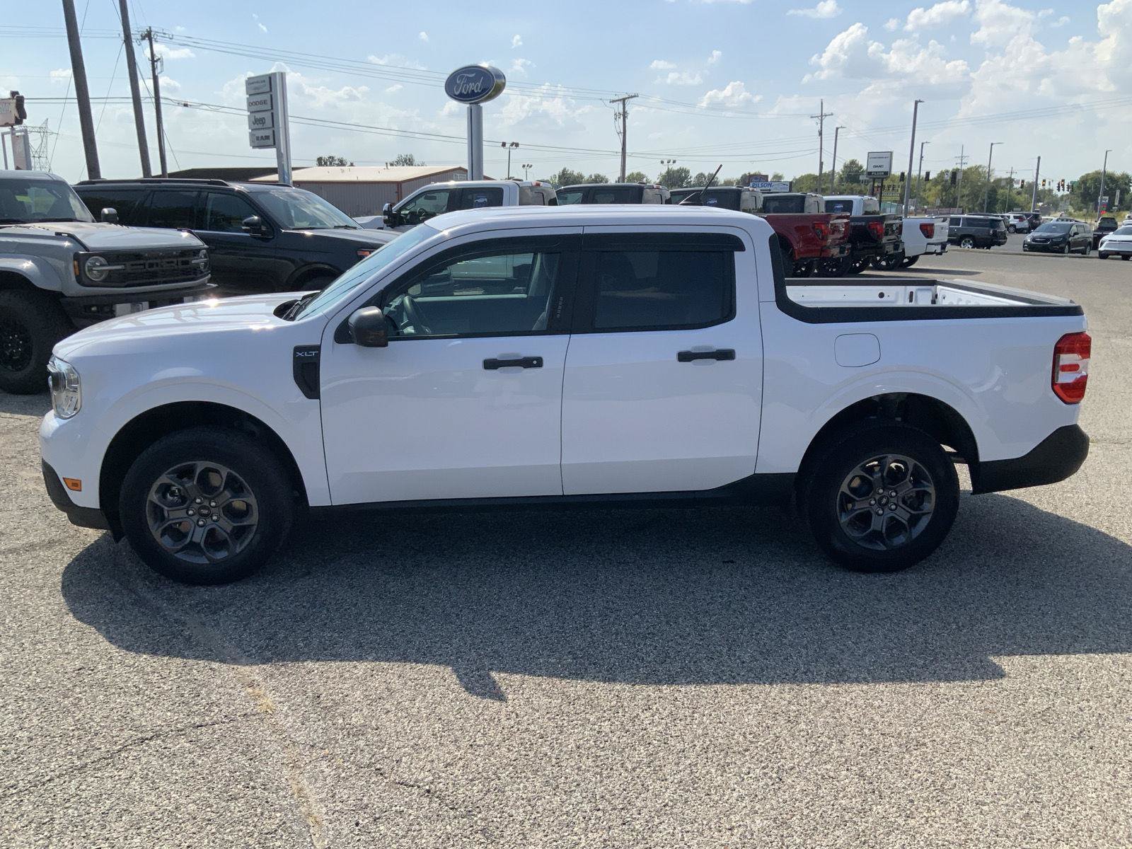 Used 2023 Ford Maverick XLT FWD image 7