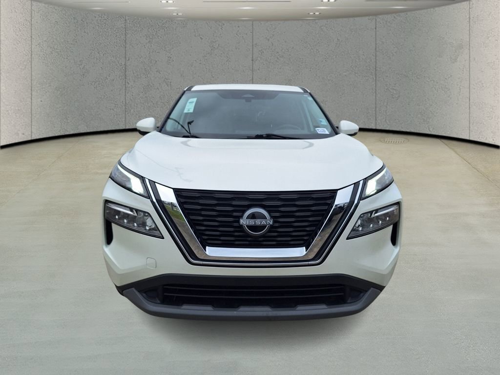 Used 2023 Nissan Rogue SV image 8