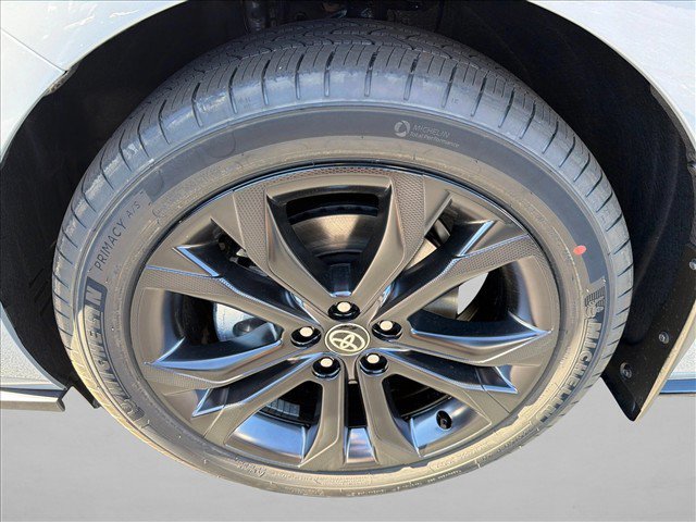 New 2026 Toyota Sienna XSE FWD image 11