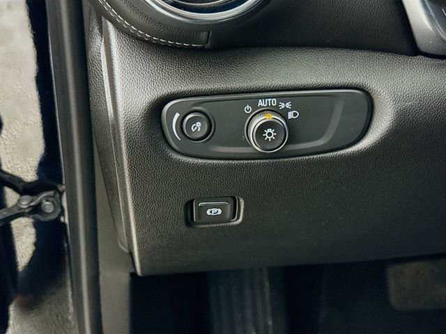 Used 2024 Chevrolet Blazer LT w/ Convenience Package image 10