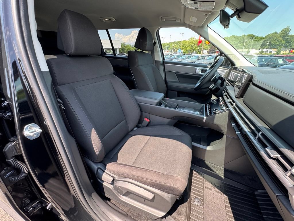 Certified 2026 Hyundai Santa Fe SE AWD/4WD image 38