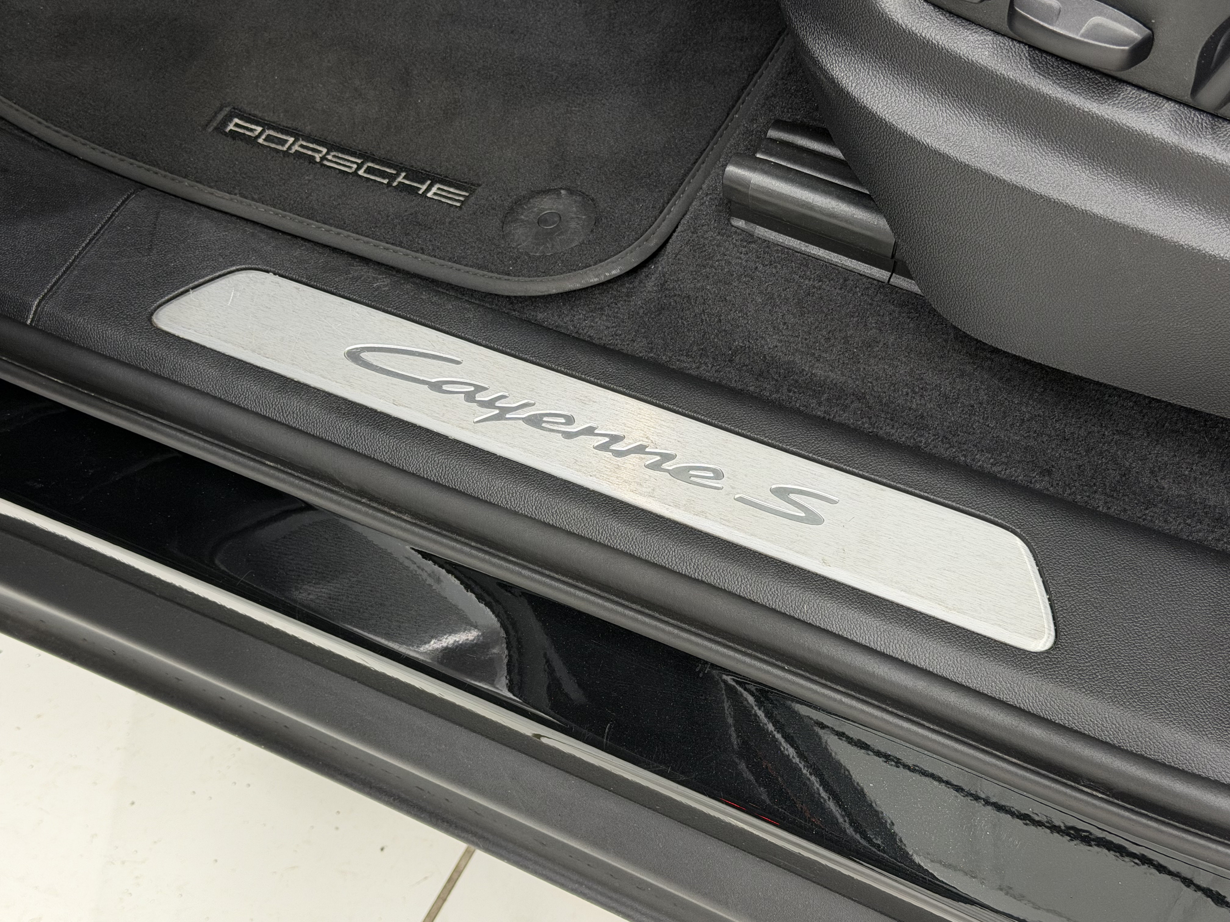 Certified 2026 Porsche Cayenne S AWD/4WD image 33