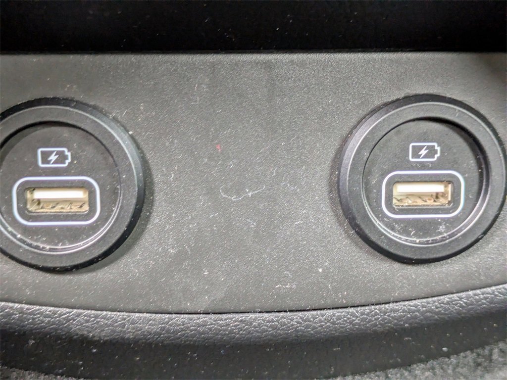 Used 2023 Hyundai Santa Fe SEL w/ Premium Package image 15