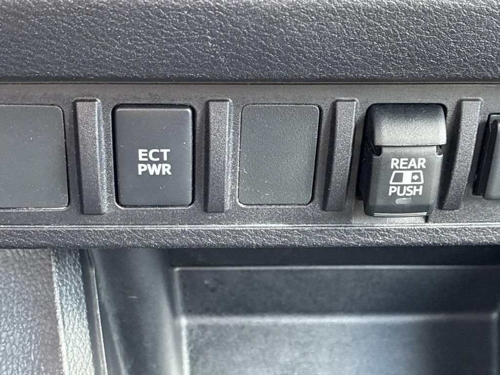 Used 2021 Toyota Tacoma 4x4 Double Cab w/ Tacoma SR5 Package image 34