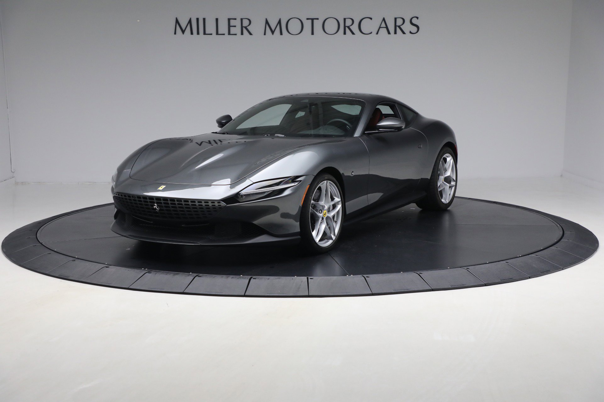 Certified 2024 Ferrari Roma image 1