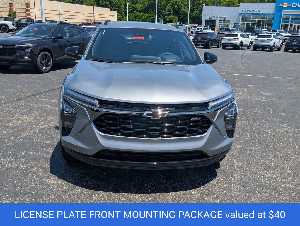 New 2026 Chevrolet Trax RS w/ Driver Confidence Package FWD video 2