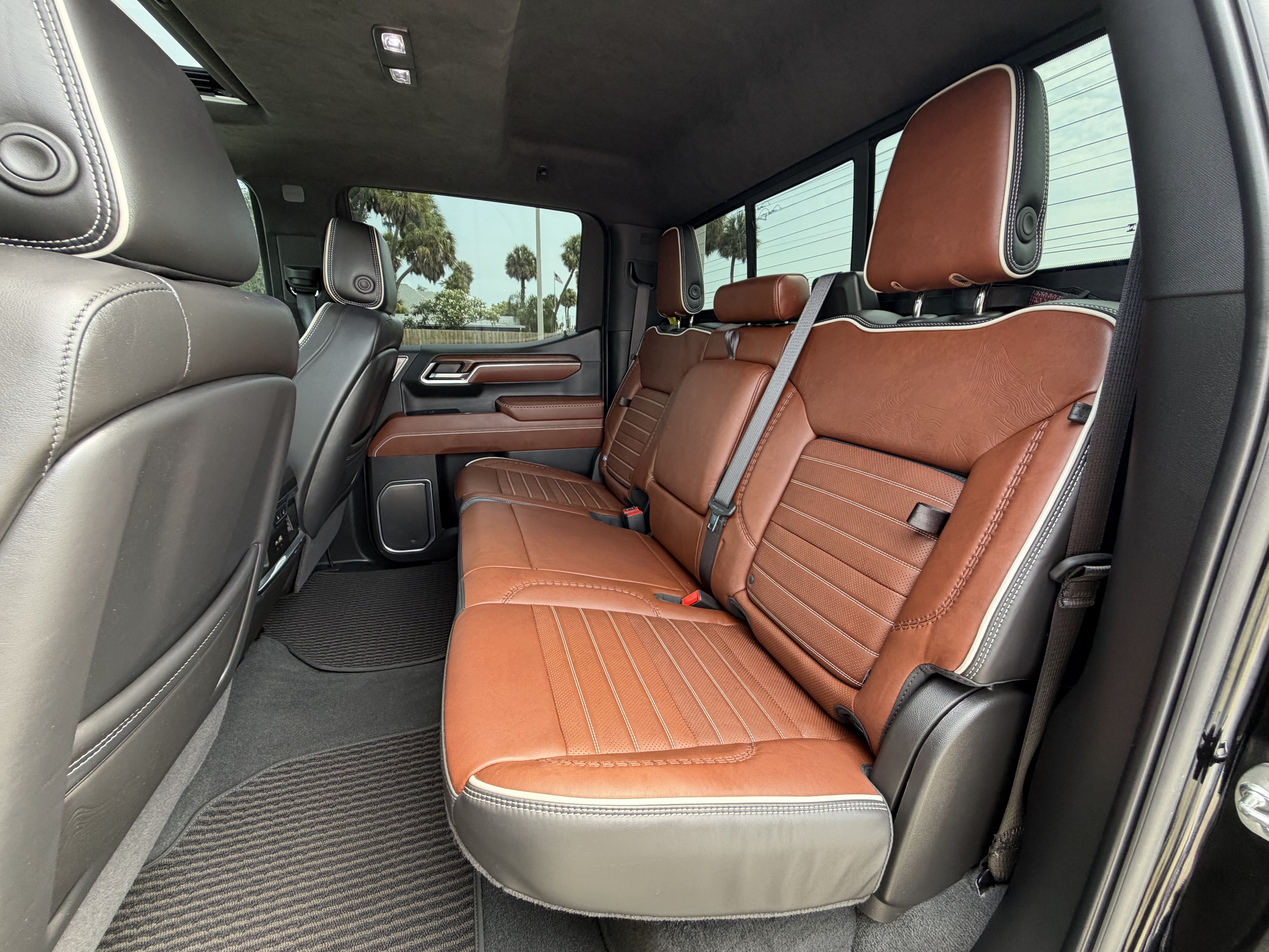 Used 2025 GMC Sierra 1500 Denali Ultimate AWD/4WD image 13