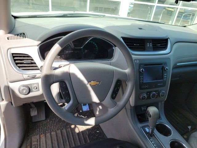 Used 2017 Chevrolet Traverse LS image 13