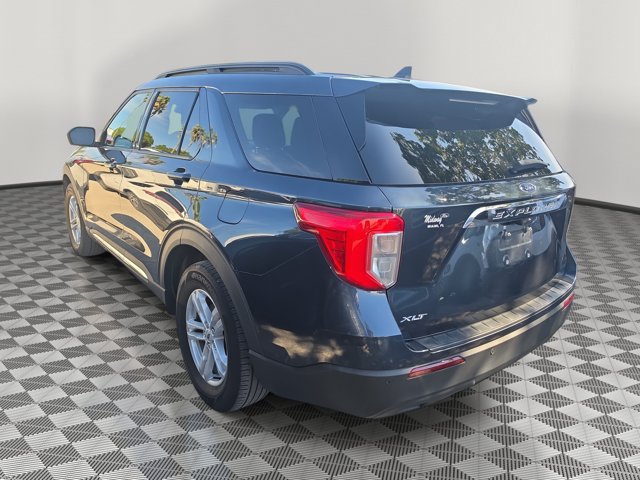 Used 2023 Ford Explorer XLT RWD image 4