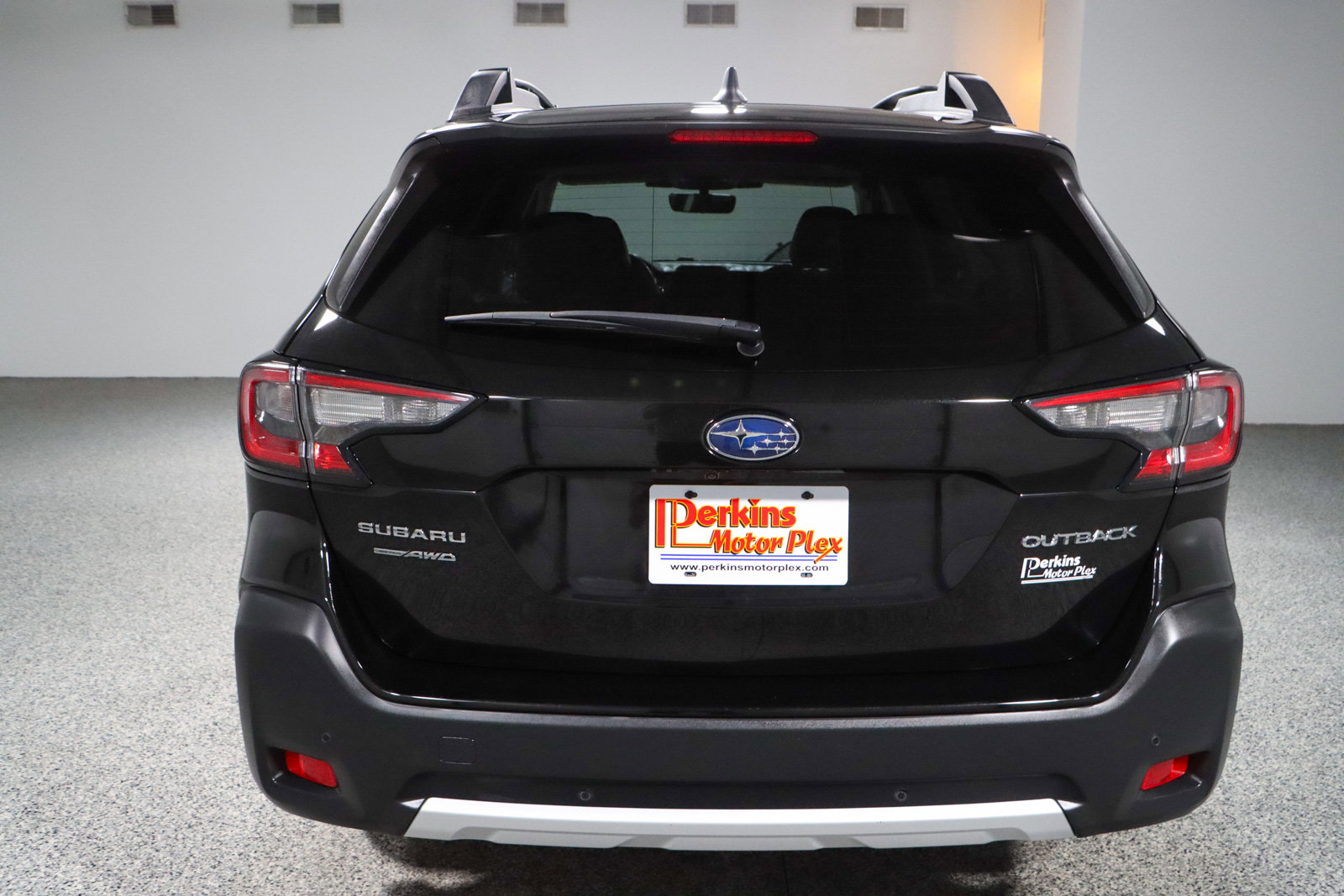 Used 2023 Subaru Outback Limited image 8