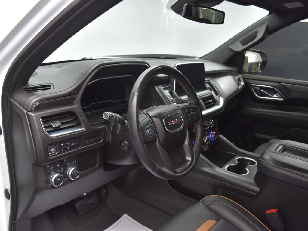 Used 2023 GMC Yukon XL AT4 AWD/4WD image 15