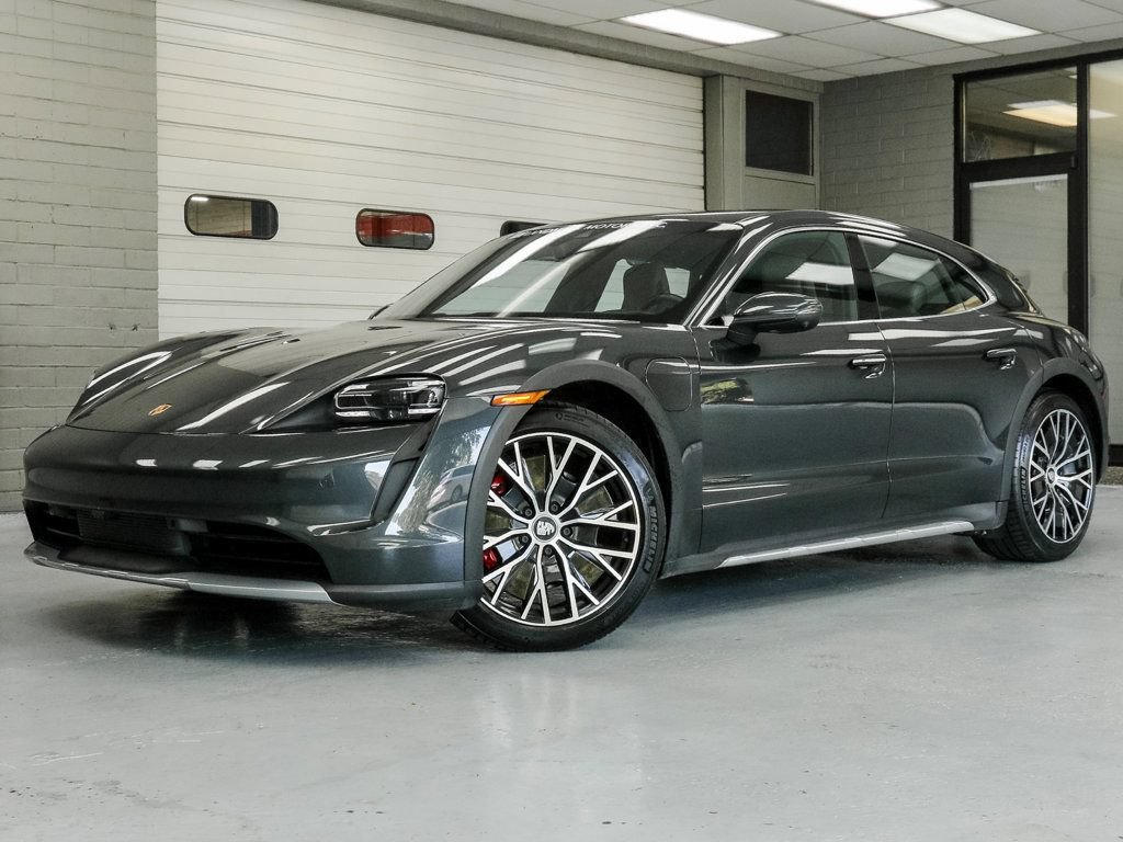 Used 2022 Porsche Taycan 4S AWD/4WD image 2