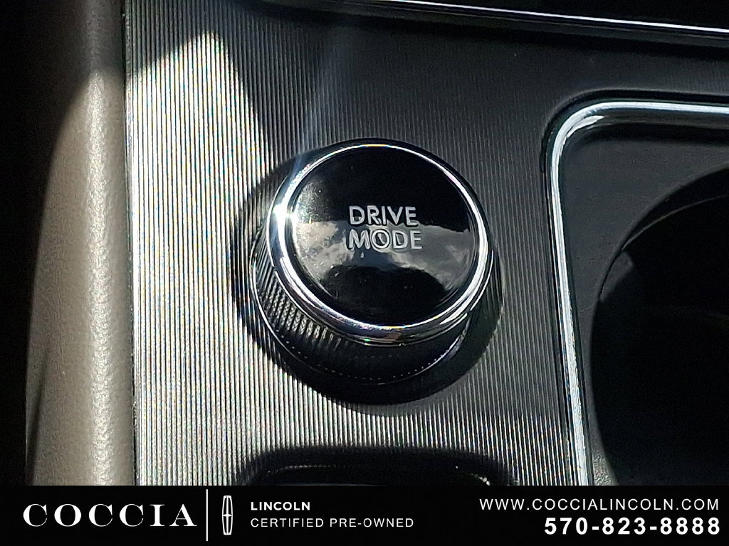 Certified 2023 Lincoln Corsair AWD w/ Equipment Group 101A image 24