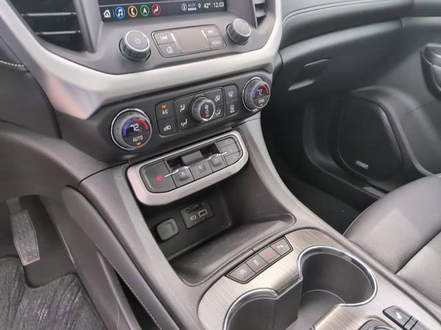 Used 2023 GMC Acadia SLT w/ Technology Package image 22