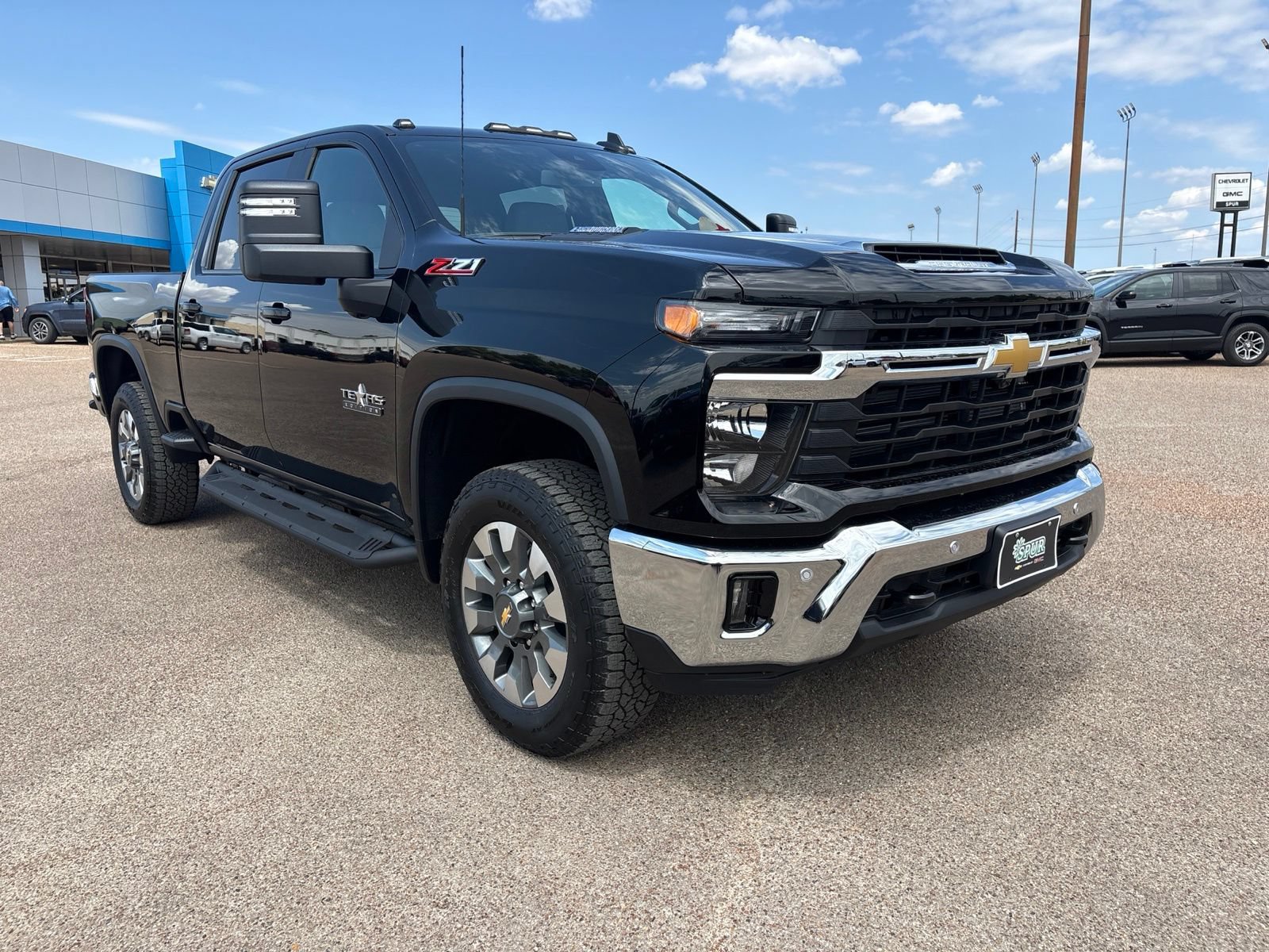 New 2026 Chevrolet Silverado 2500 LT w/ Texas Edition AWD/4WD image 7