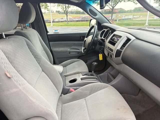 Used 2009 Toyota Tacoma 4x4 Double Cab w/ SR5 Pkg #2 image 19