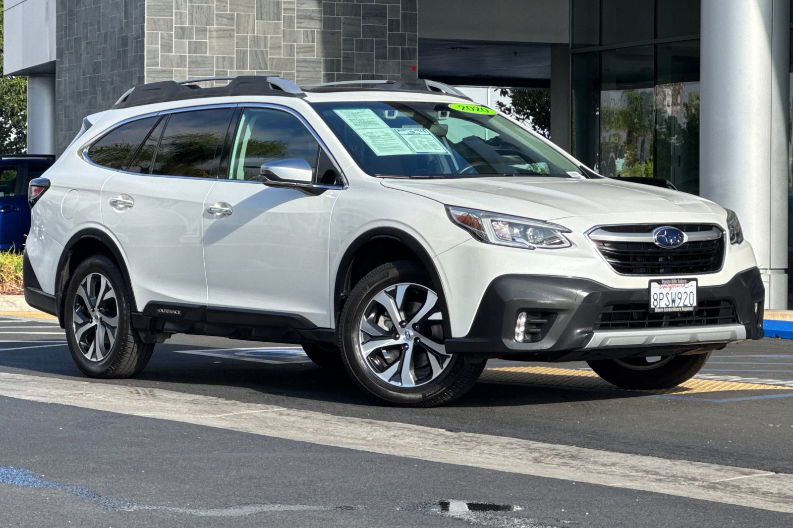 Used 2020 Subaru Outback Touring AWD/4WD image 2