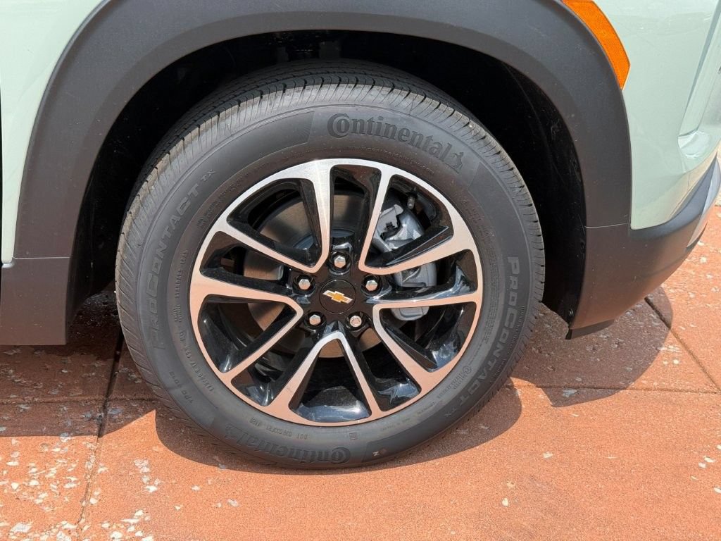 New 2026 Chevrolet TrailBlazer LT FWD image 8