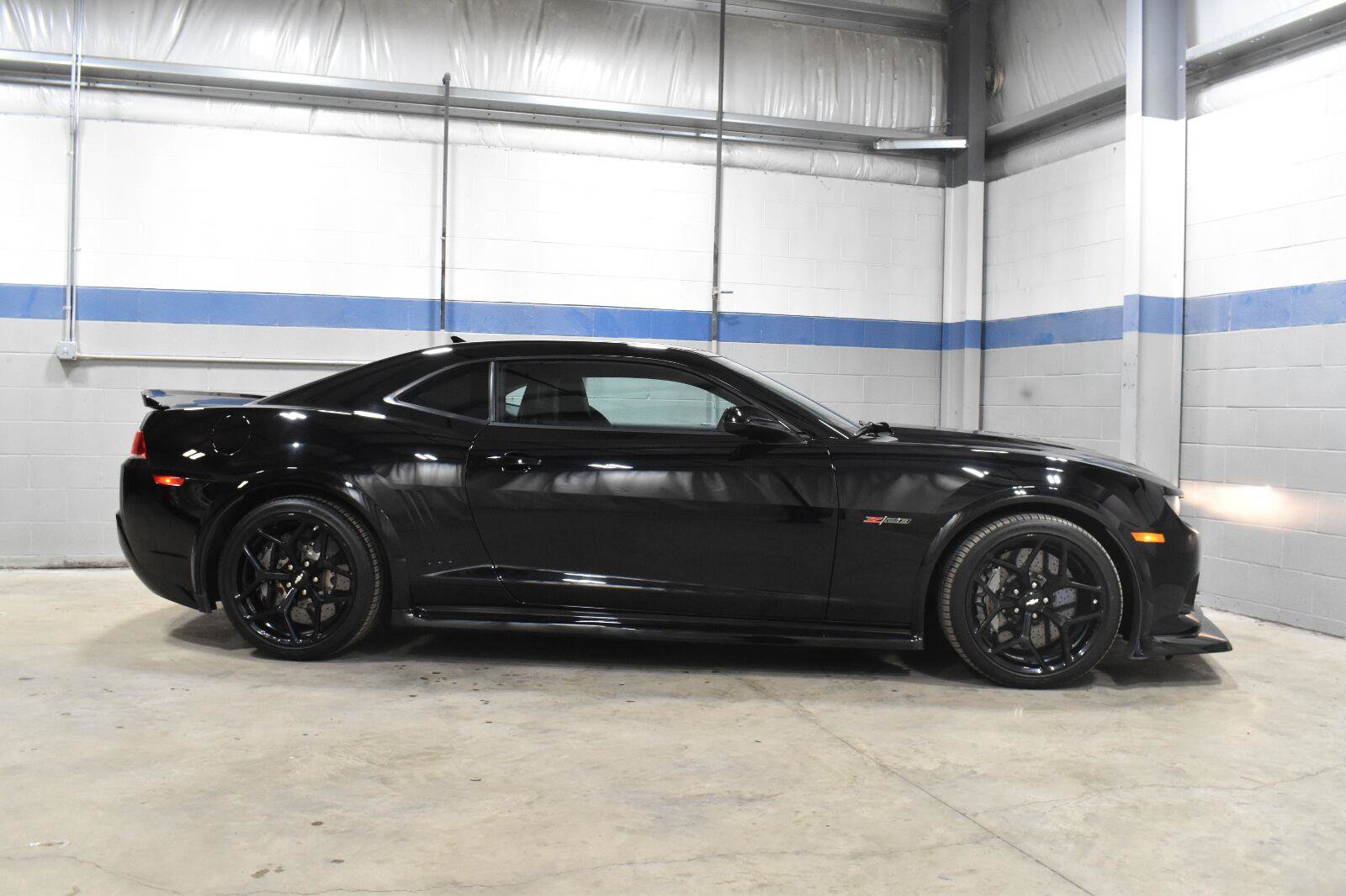 Used 2015 Chevrolet Camaro Z/28 RWD image 21
