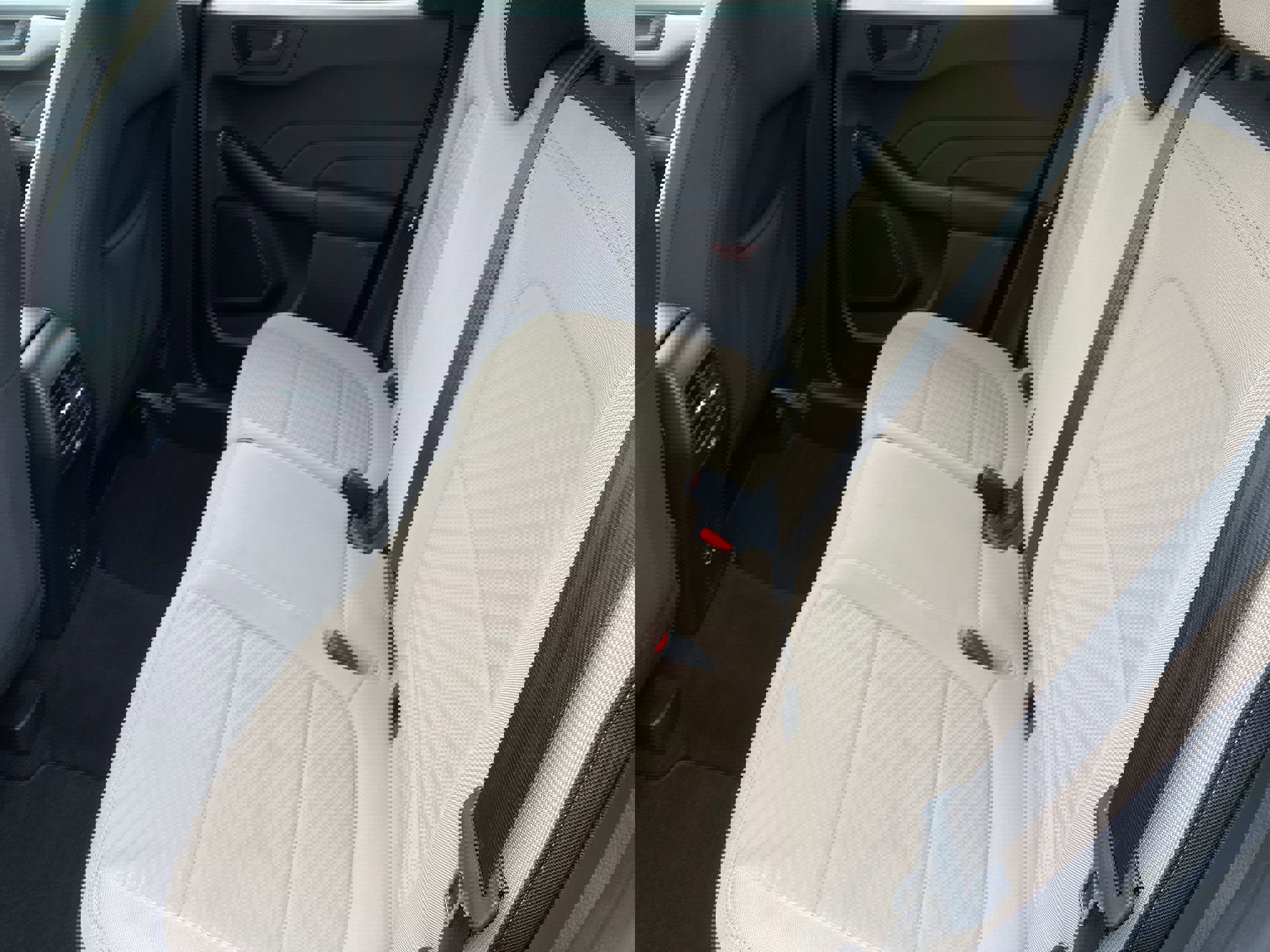 Used 2022 Ford Escape SE w/ Cold Weather Package image 22