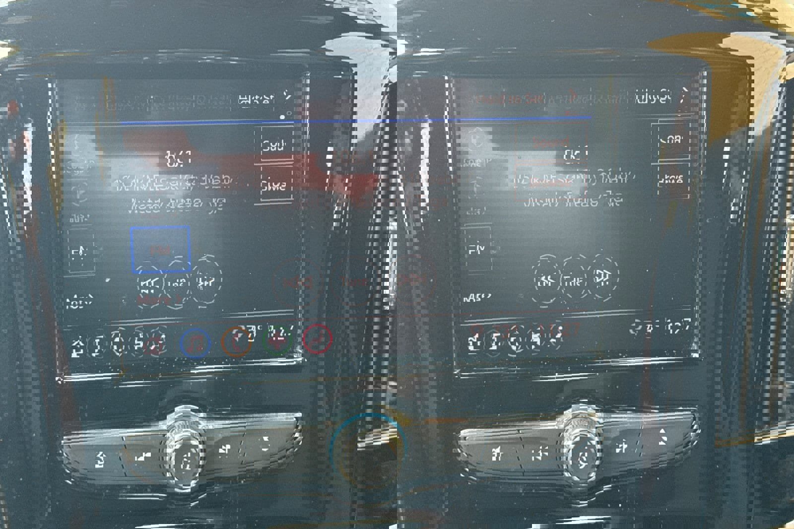 Used 2023 Chevrolet Traverse LT image 19