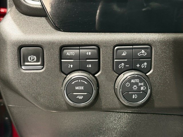 Used 2024 Chevrolet Silverado 1500 RST w/ Convenience Package II AWD/4WD image 32