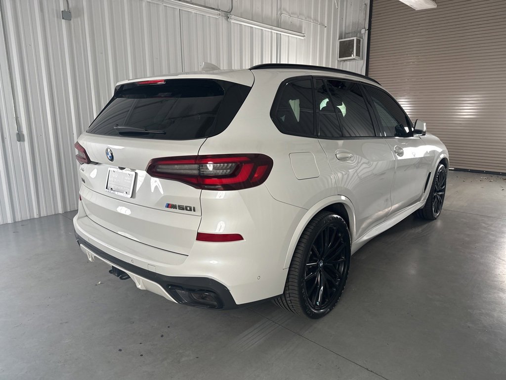 Used 2021 BMW X5 M50i w/ Executive Package image 5