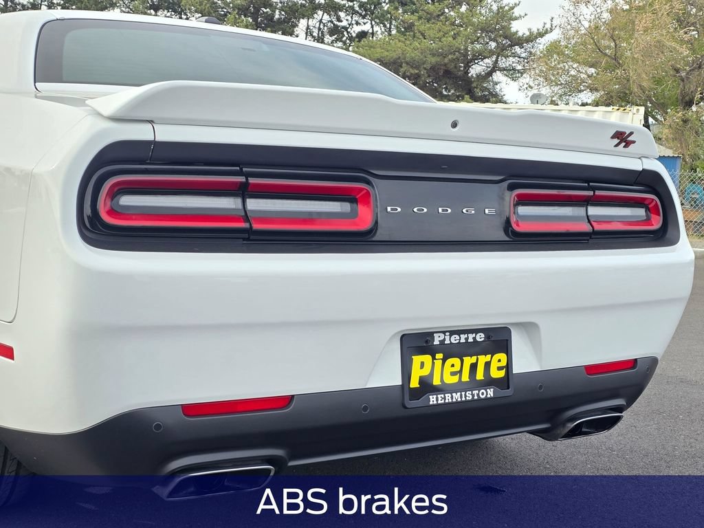 Used 2021 Dodge Challenger R/T RWD image 8