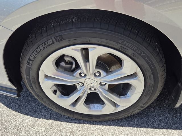 Used 2025 Honda Accord LX image 10