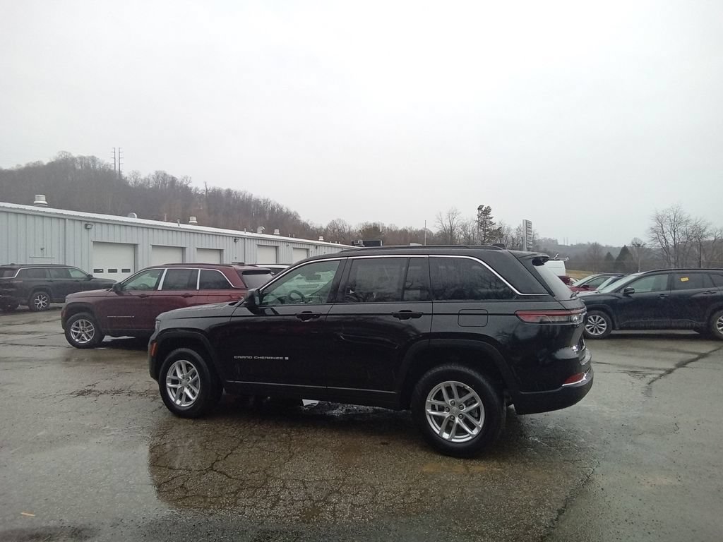 New 2026 Jeep Grand Cherokee Laredo X AWD/4WD image 7