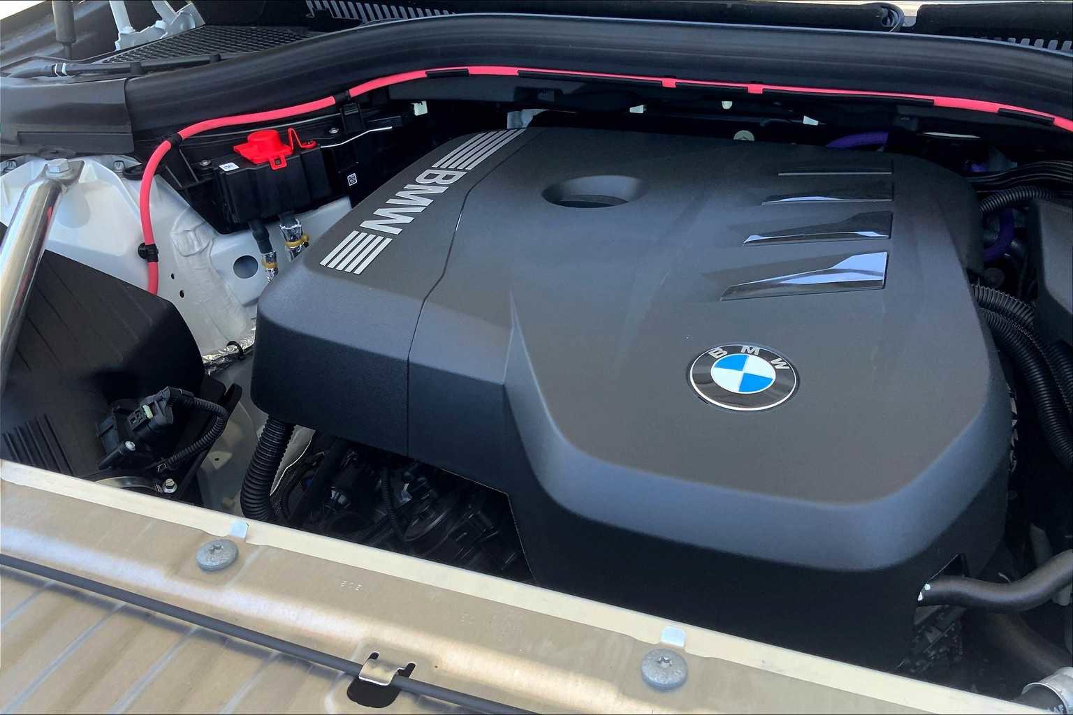 New 2025 BMW X3 xDrive30i w/ Premium Package image 17