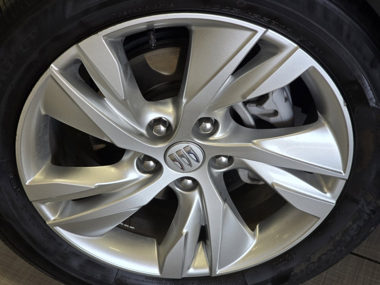 Used 2025 Buick Encore GX Preferred FWD image 7