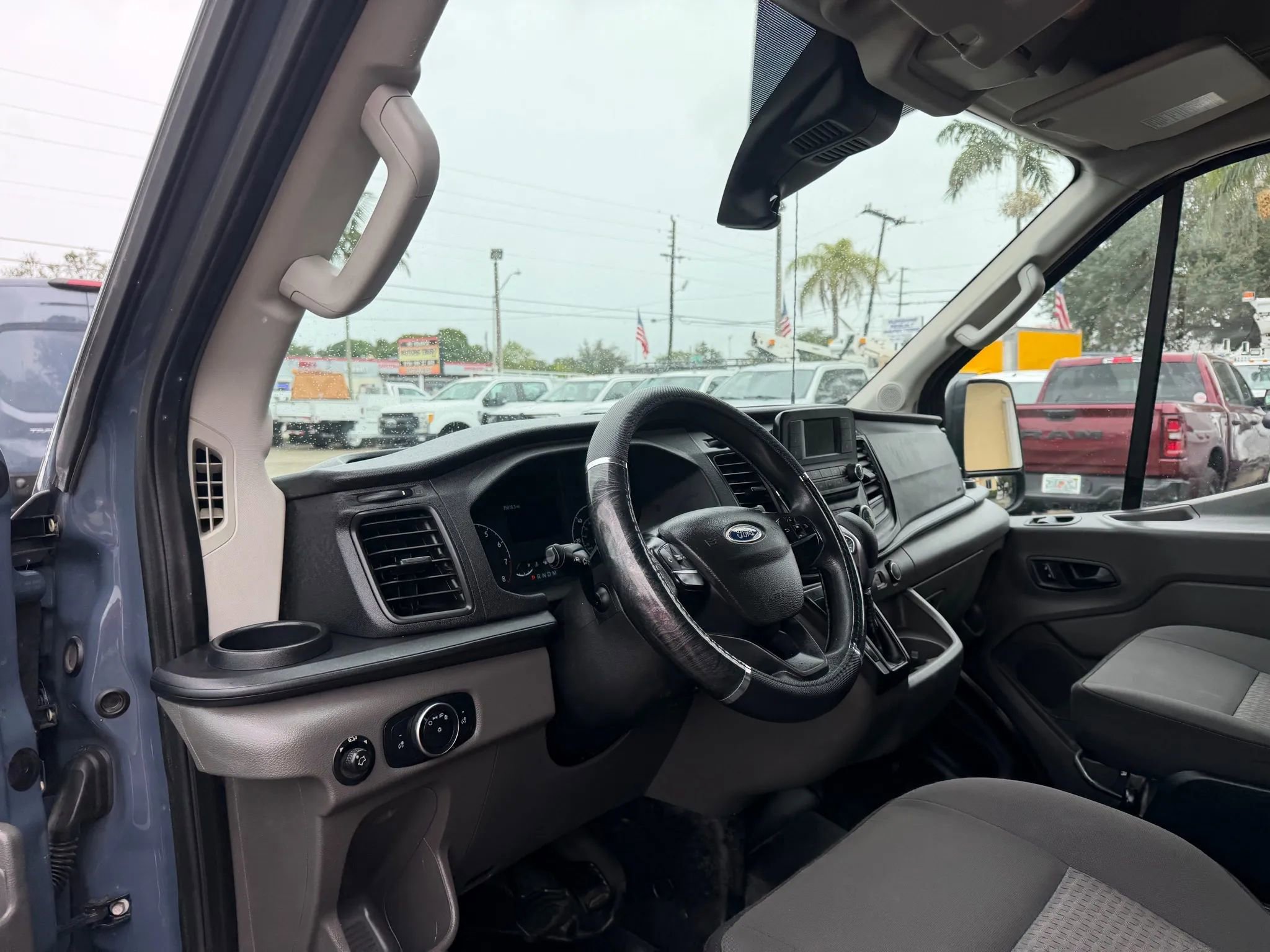 Used 2020 Ford Transit 250 148 High Roof Extended image 12