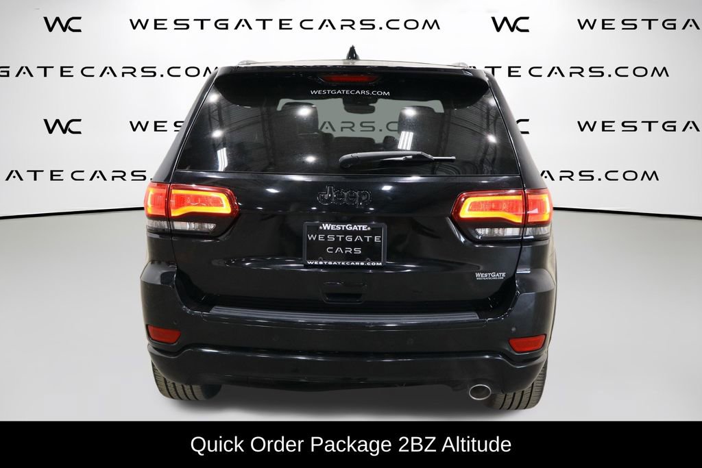 Used 2018 Jeep Grand Cherokee Altitude image 4