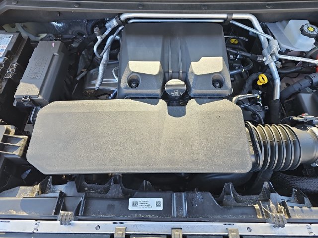 Used 2025 GMC Canyon Elevation RWD image 33