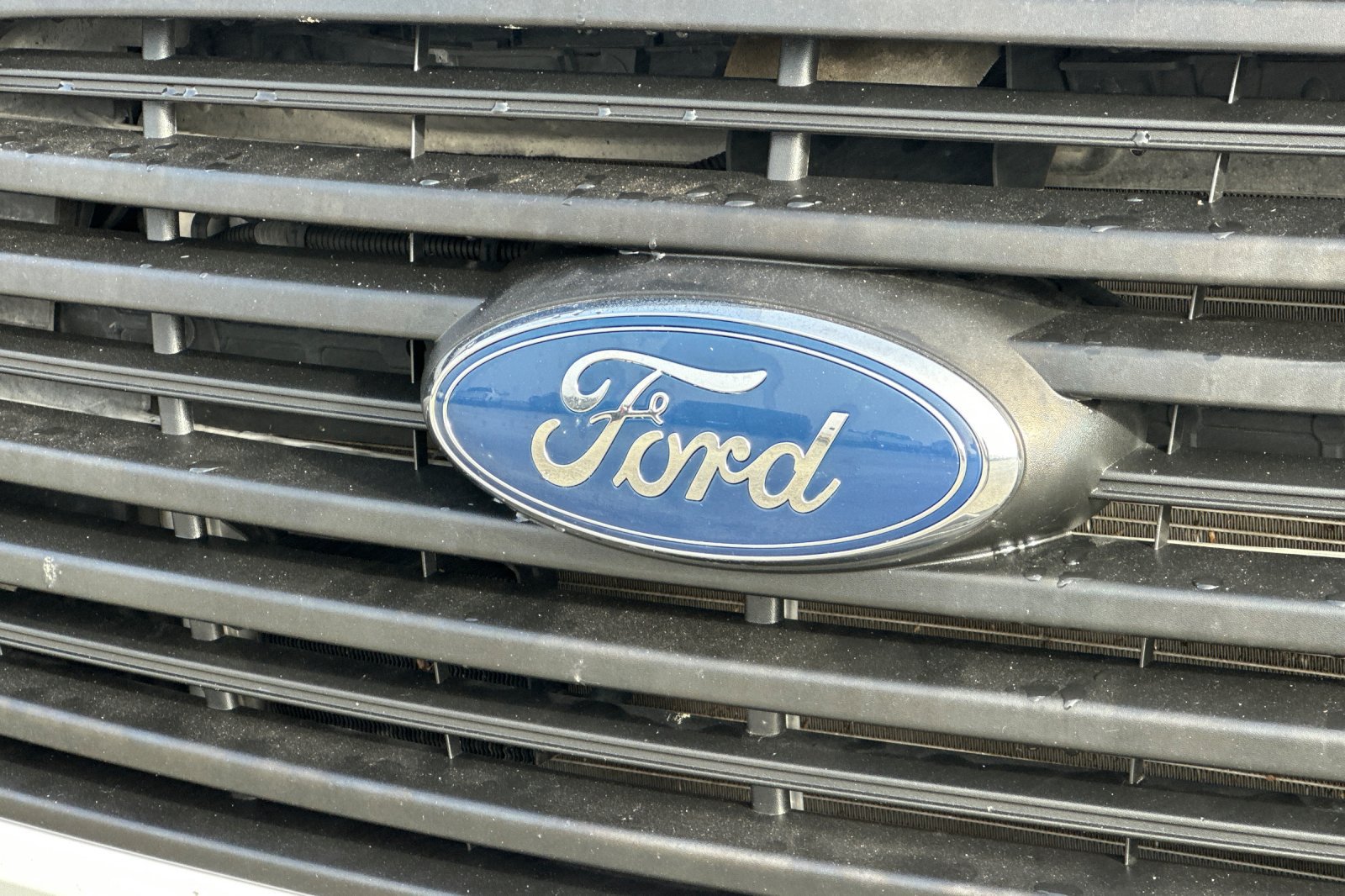 Used 2019 Ford Transit 250 138 RWD image 22