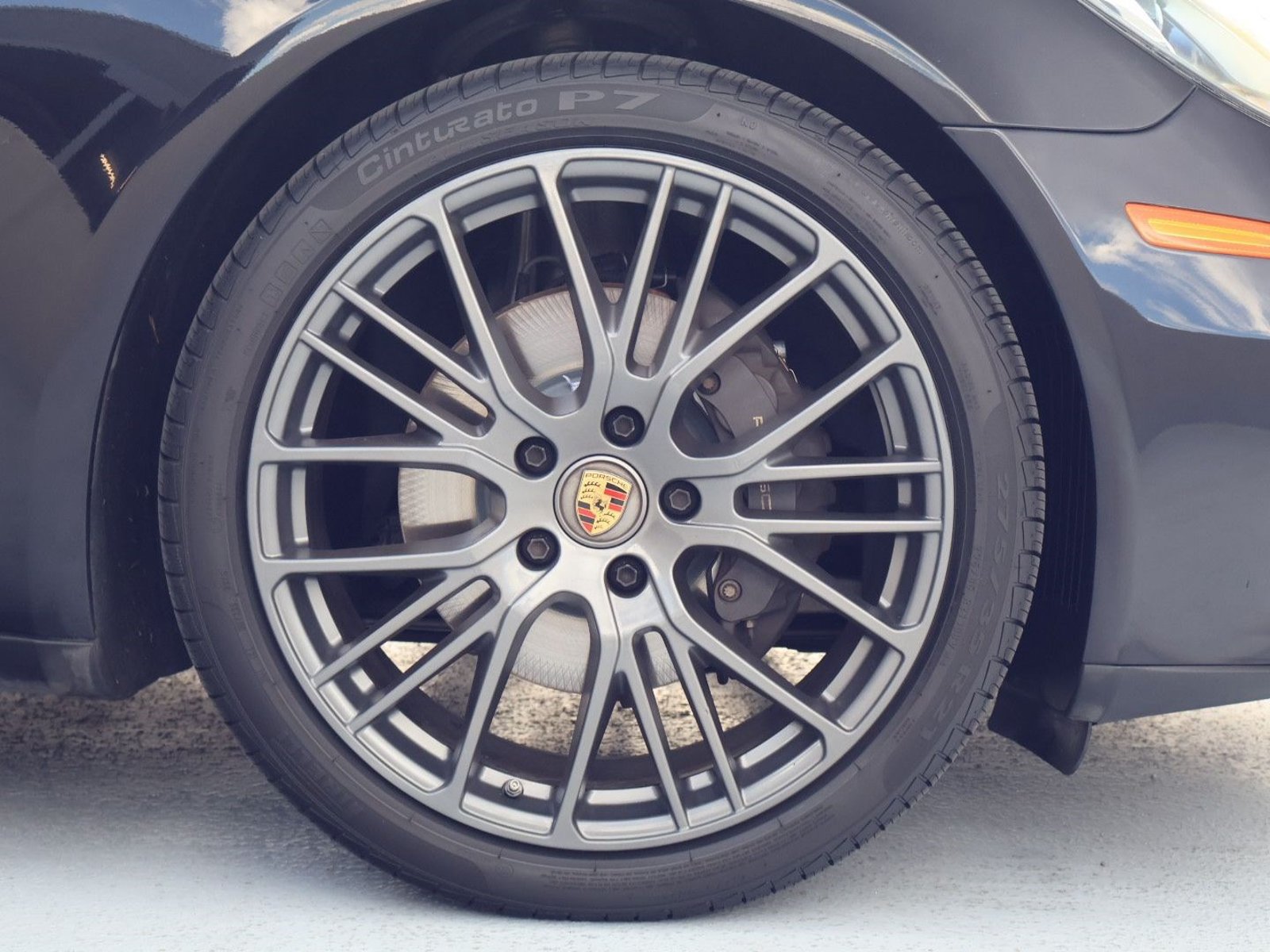 Certified 2023 Porsche Panamera 4 Platinum Edition AWD/4WD image 28