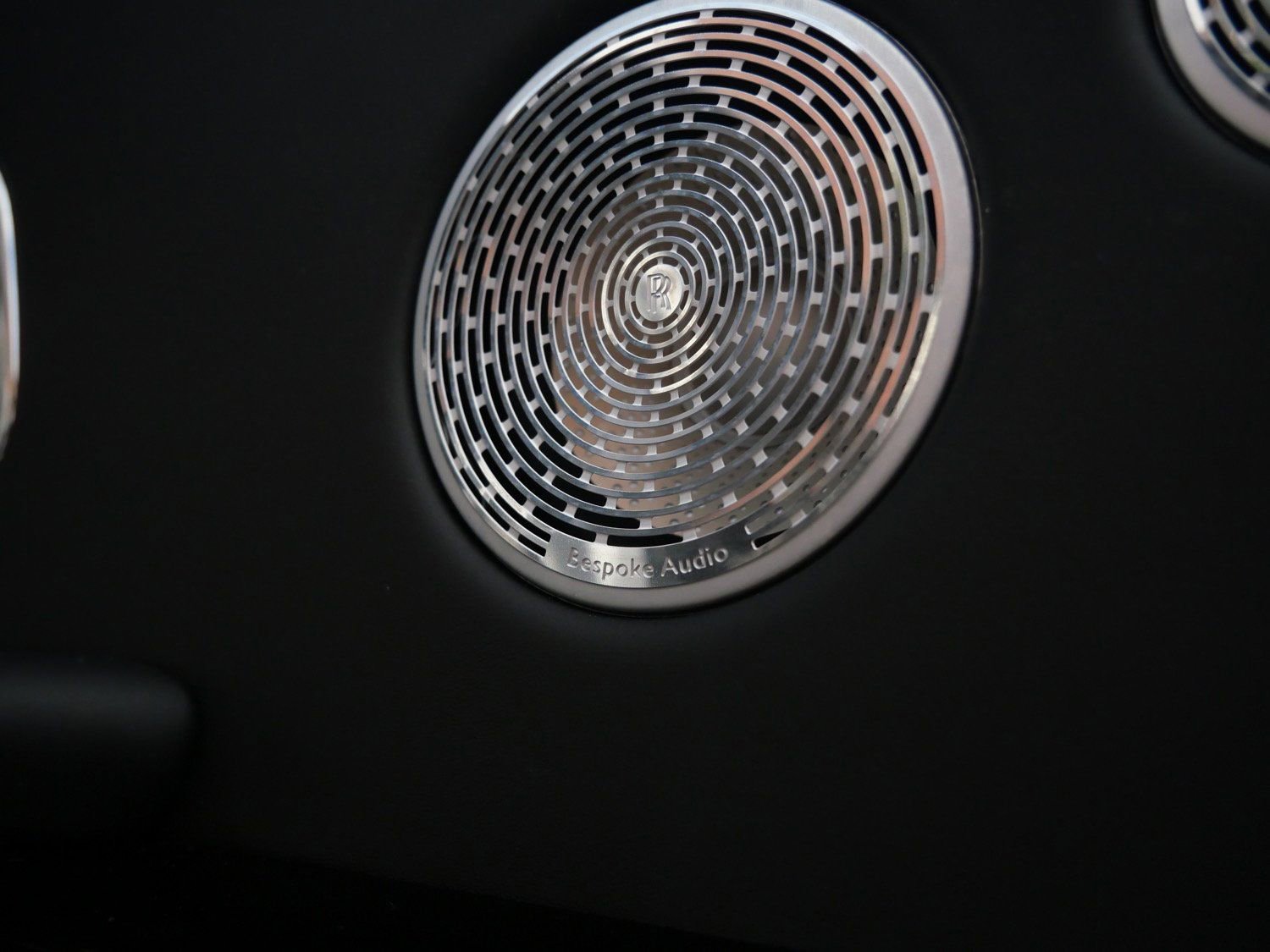 New 2025 Rolls-Royce Cullinan image 26