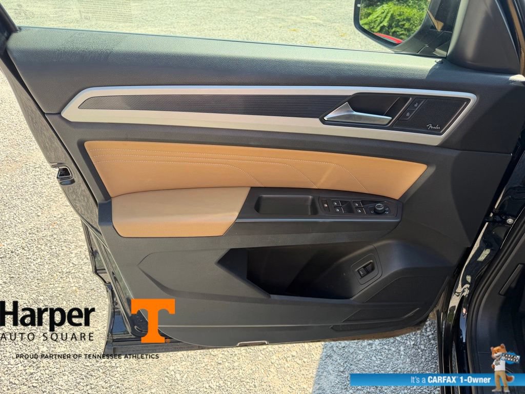 Used 2023 Volkswagen Atlas Cross Sport SEL Premium R-Line AWD/4WD image 18