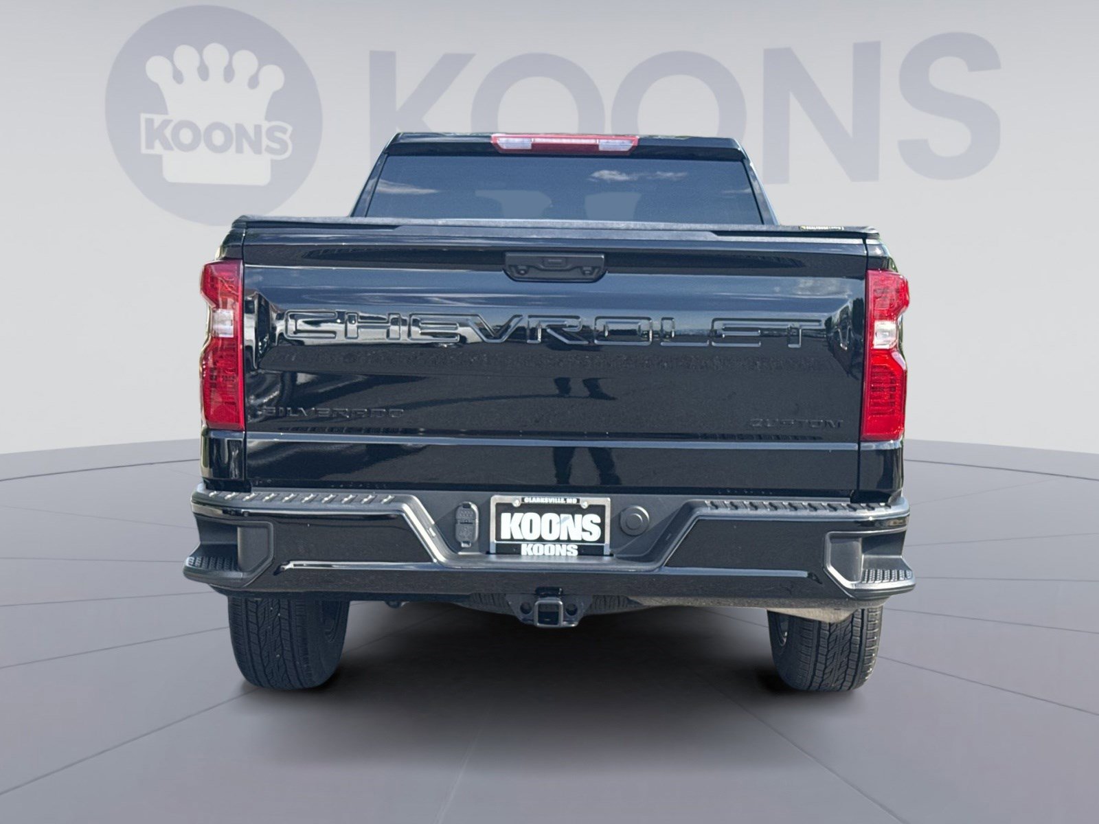 Used 2024 Chevrolet Silverado 1500 Custom AWD/4WD image 5