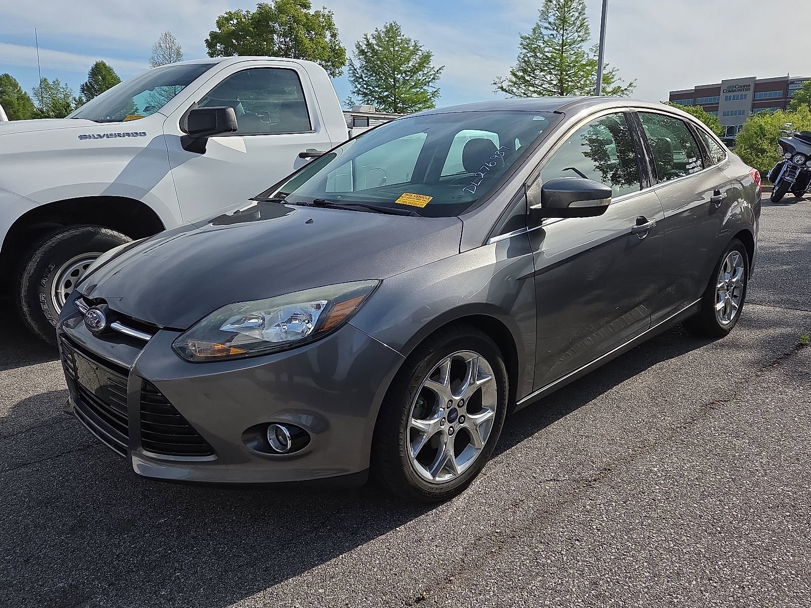 Used 2013 Ford Focus Titanium FWD image 2