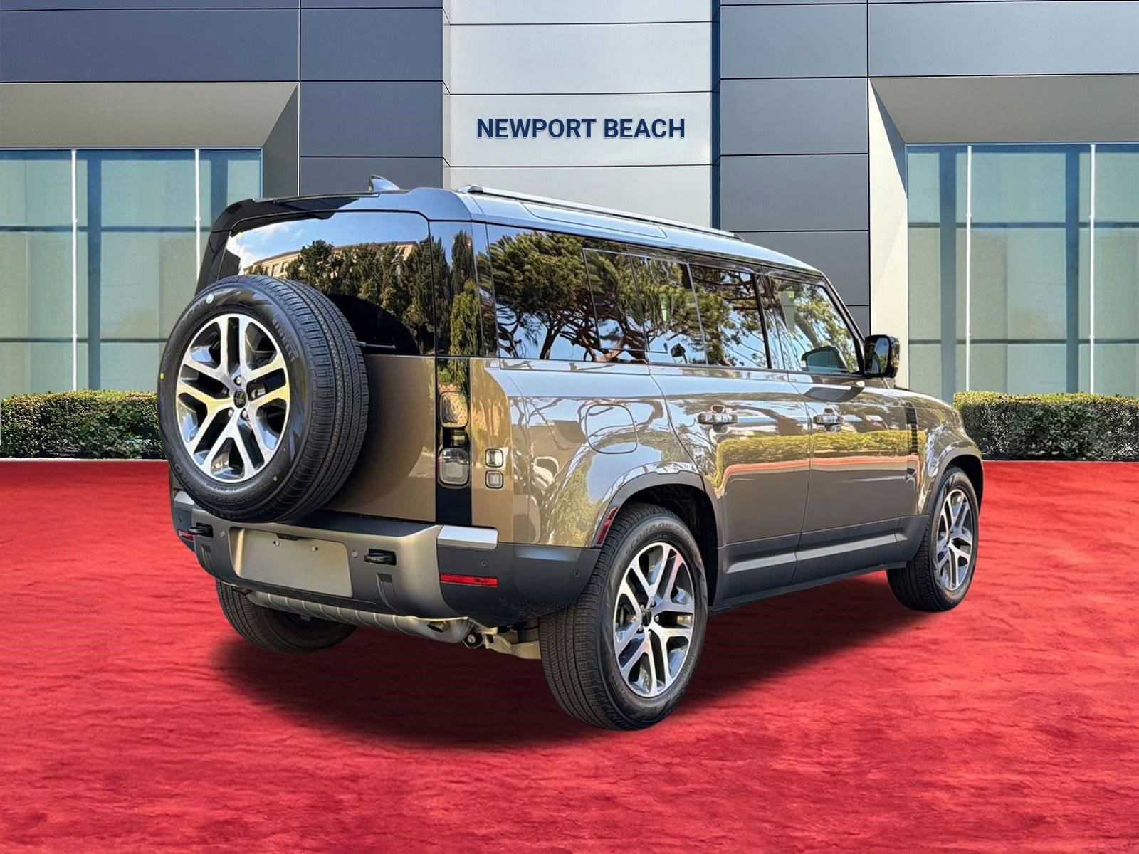 New 2026 Land Rover Defender 110 S image 9